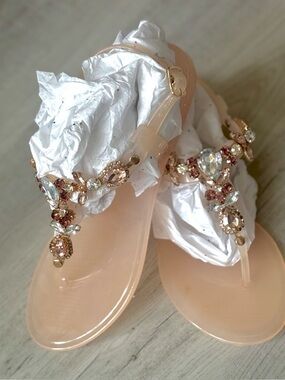 Women's Olivia Miller Jewel Embellished Nude Nude Jelly Thong Sandals - Size 8